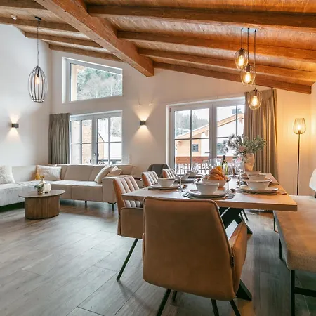 Dağ evi Tauernlodge Eben D3